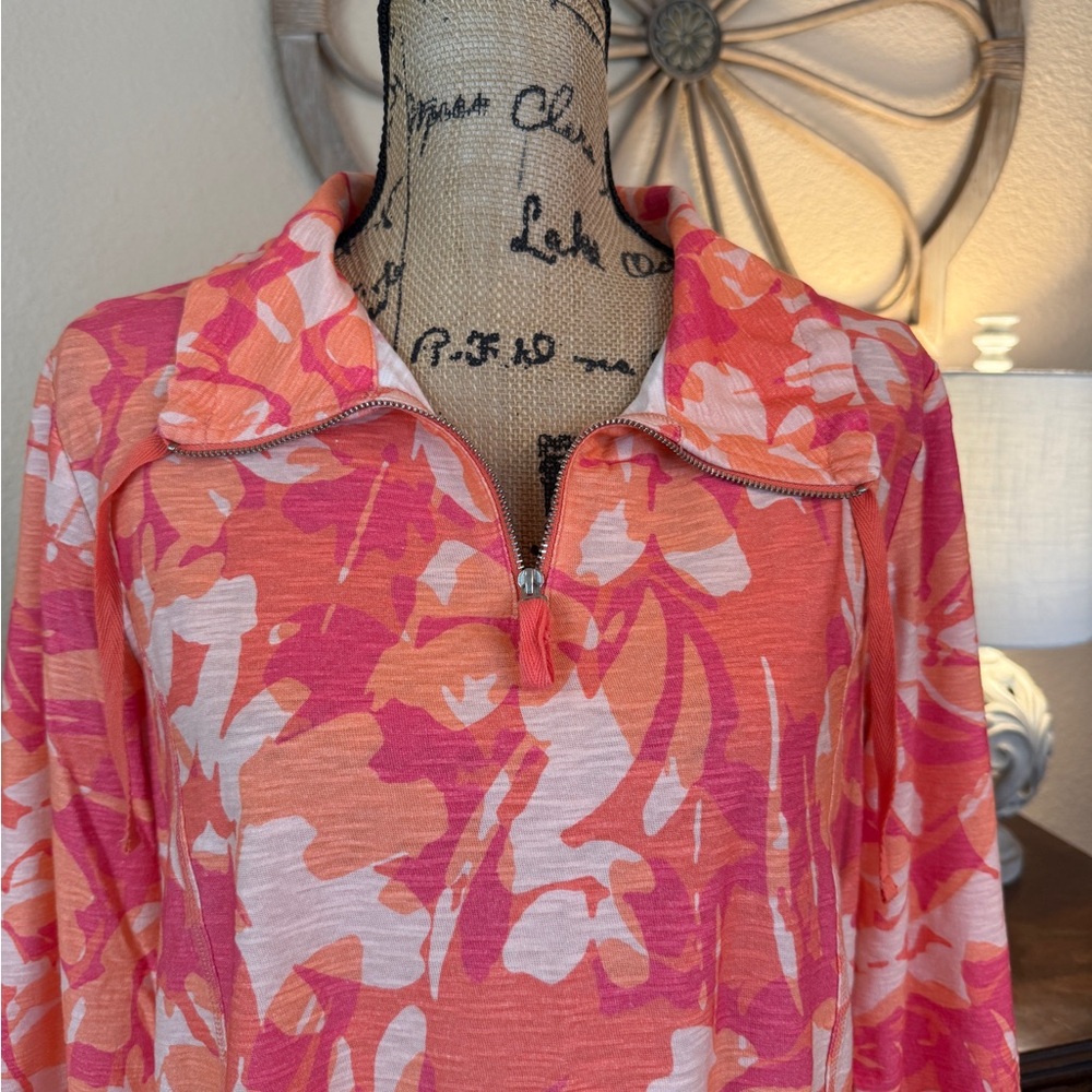 Chico’s Weekends Tropical Floral Pink and Orange Tunic Top - Picture 4 of 16